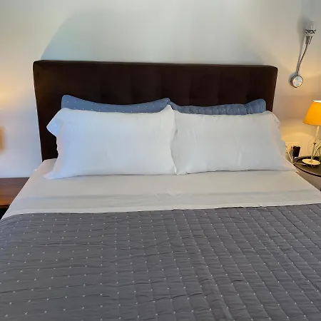 Beachfront In Qerret With A Private Pool Villa Golem (Tirana)