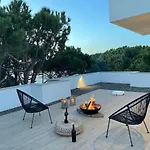 Villa Beachfront In Qerret With A Private Pool