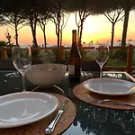 Villa Beachfront In Qerret With A Private Pool Golem (Tirana)