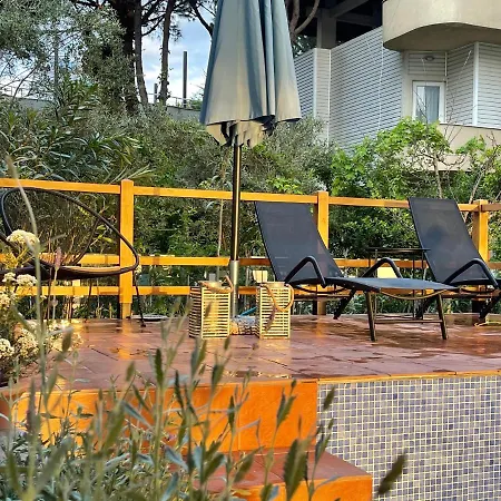 Beachfront In Qerret With A Private Pool فيلة *