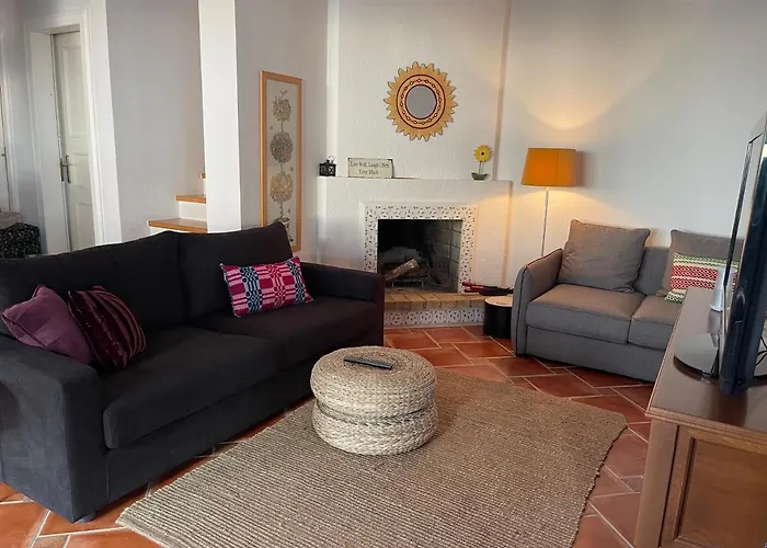 ヴィラ Beachfront In Qerret With A Private Pool