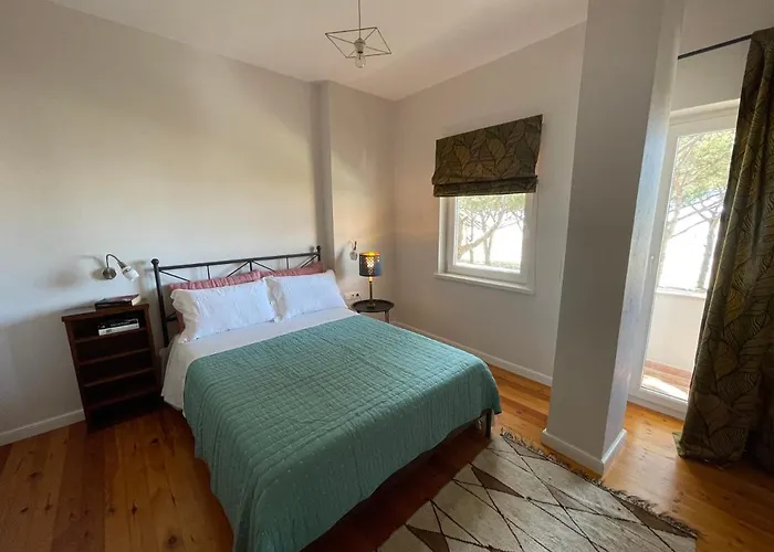 Beachfront In Qerret With A Private Pool Golem (Tirana)