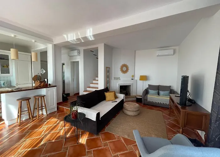 Villa Beachfront In Qerret With A Private Pool Golem (Tirana)